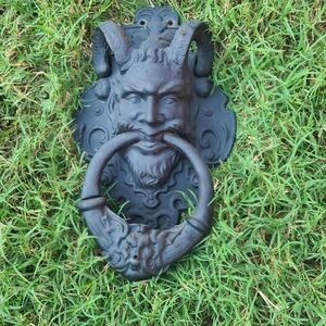 HEAVY  CAST IRON DEVIL DEMON DOOR KNOCKER BLACK METAL MEDIEVAL 13"
